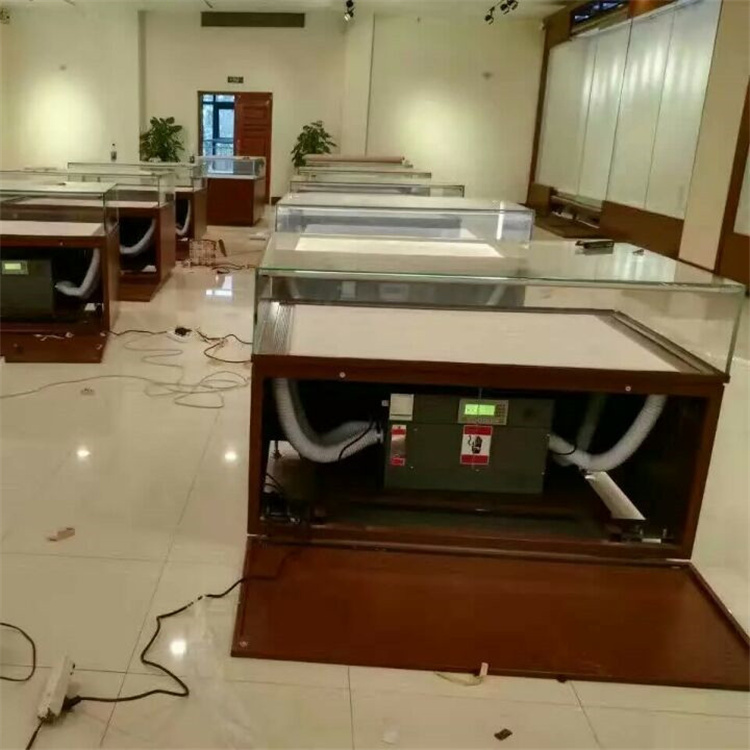 电脑房湿度超标，如何用专业除湿机守护数据安全？