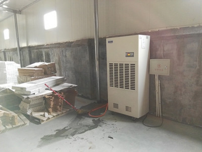 地下室除湿机案例17.jpg